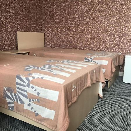 Makenty House Astana Hostel Bagian luar foto