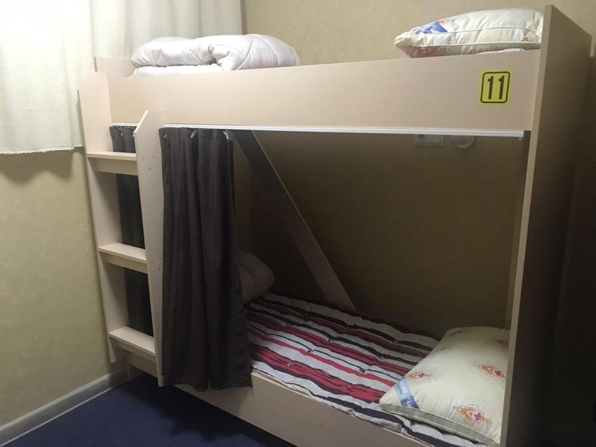 Makenty House Astana Hostel Bagian luar foto