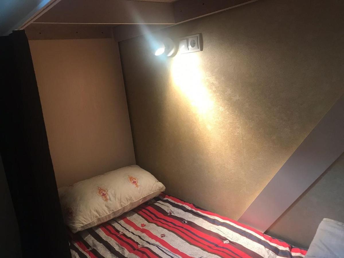 Makenty House Astana Hostel Bagian luar foto
