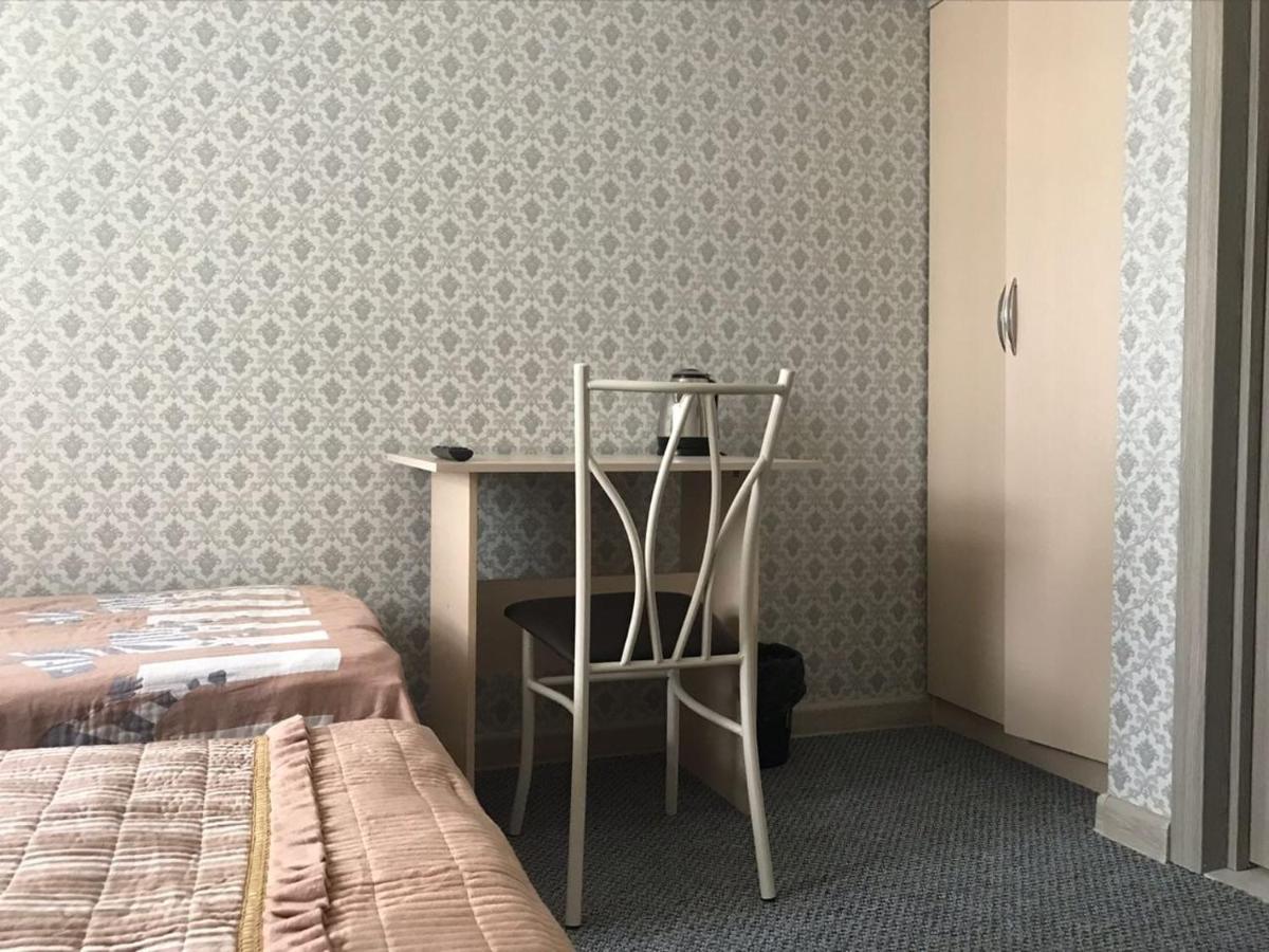 Makenty House Astana Hostel Bagian luar foto