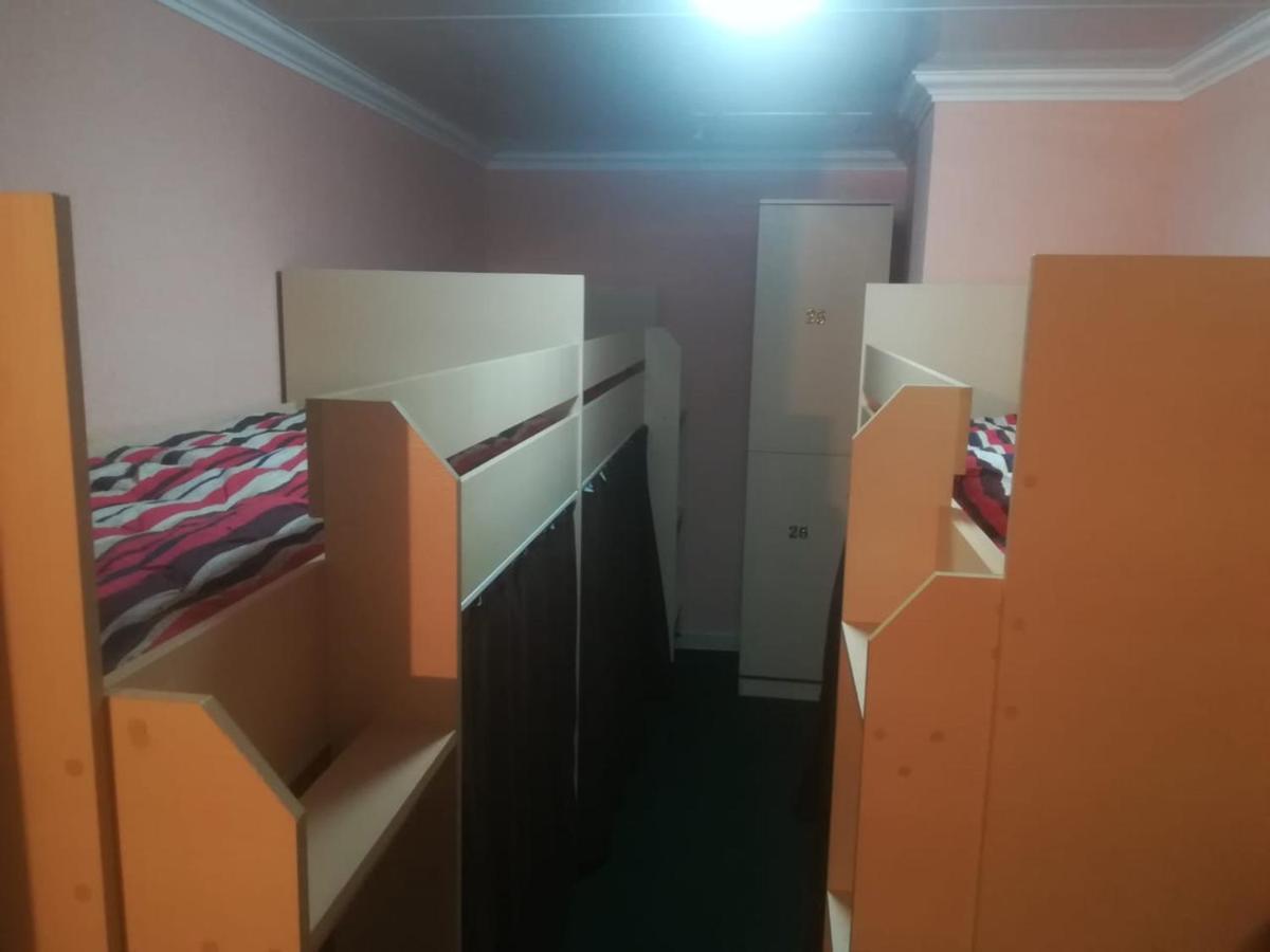 Makenty House Astana Hostel Bagian luar foto